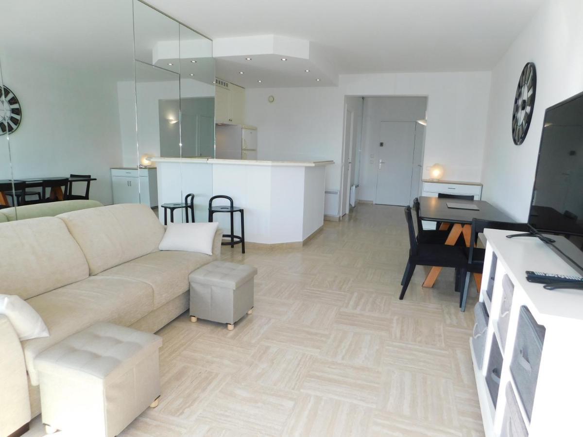 Magnifique T3 Residence Ducal Avec Superbe Vue Et Parking Villeneuve-Loubet Extérieur photo